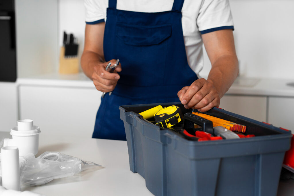 Kontaktieren Sie MainRoyalHandwerk – Jetzt Angebot anfordern